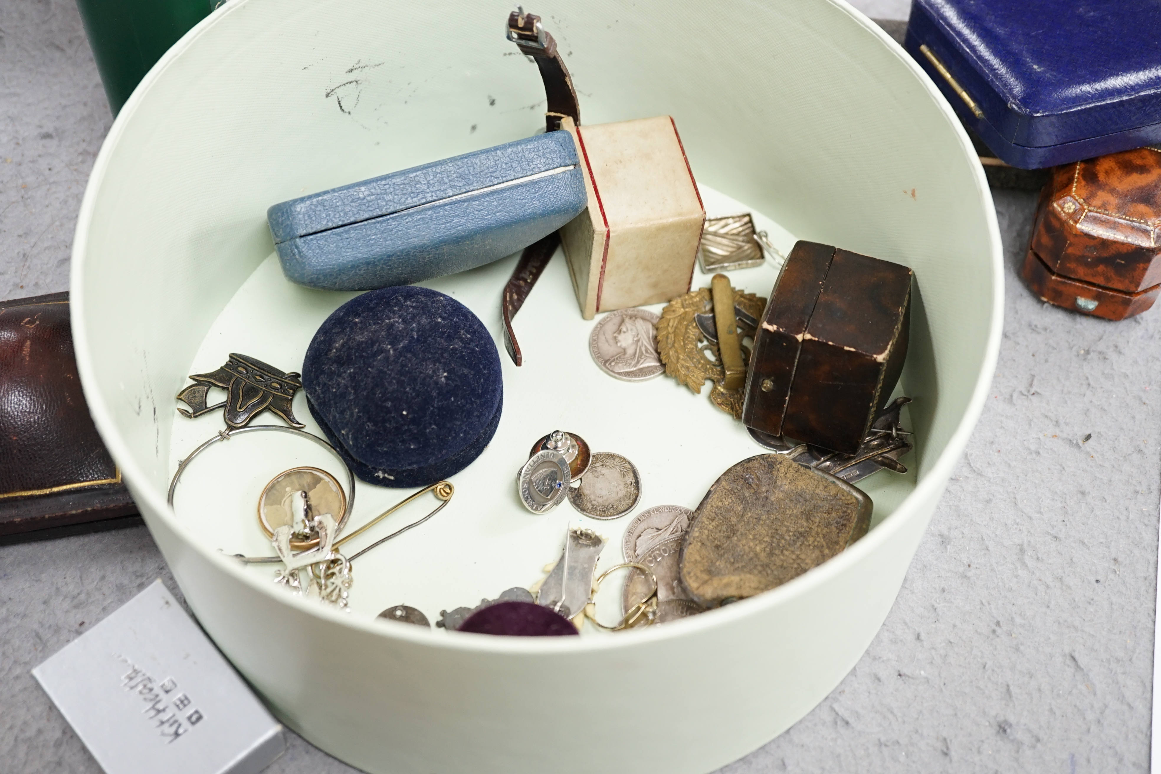 A quantity of assorted mainly costume and other jewellery and a lady's 9ct gold manual wind wrist watch, on a 9ct gold bracelet.